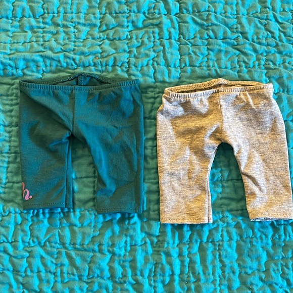 Lot of 17 American Girl pants/shorts/tights/underwear - Picture 8 of 8